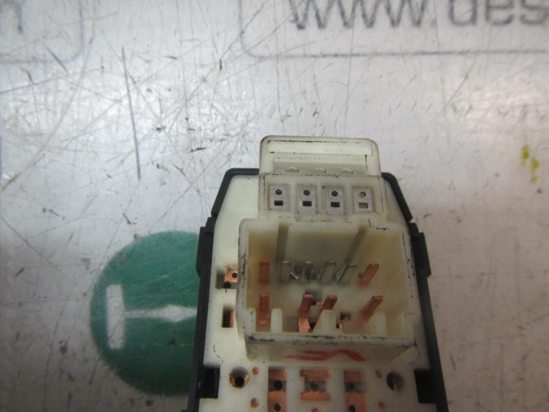 Recambio de mando retrovisor para kia rio drive referencia OEM IAM 935301W000 935301W000 