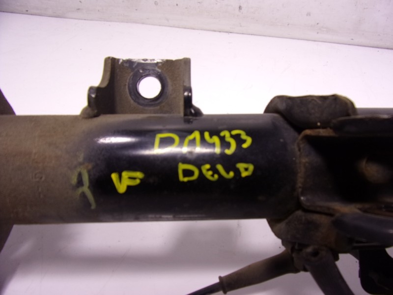 Recambio de amortiguador delantero derecho para hyundai i40 1.7 crdi cat referencia OEM IAM 546613Z720 546613Z720 