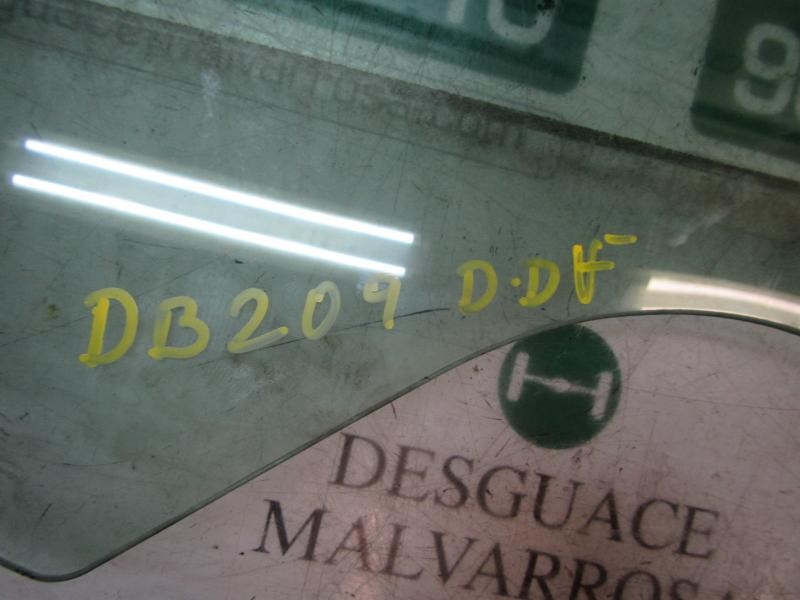 Recambio de cristal puerta delantero derecho para opel insignia berlina edition referencia OEM IAM 13227827  