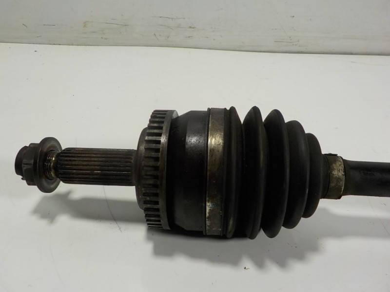 Recambio de transmision izquierda para hyundai i40 1.7 crdi cat referencia OEM IAM 495003Z400 4950032400 