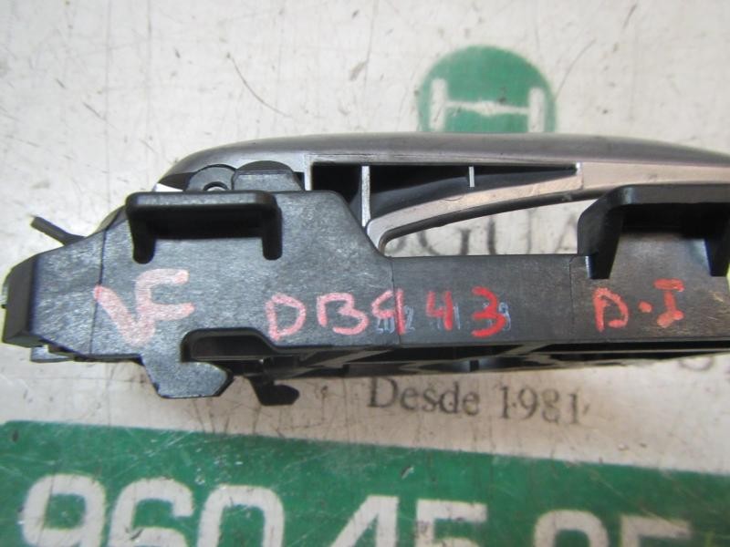 Recambio de maneta interior delantera izquierda para kia rio drive referencia OEM IAM 826101W010  