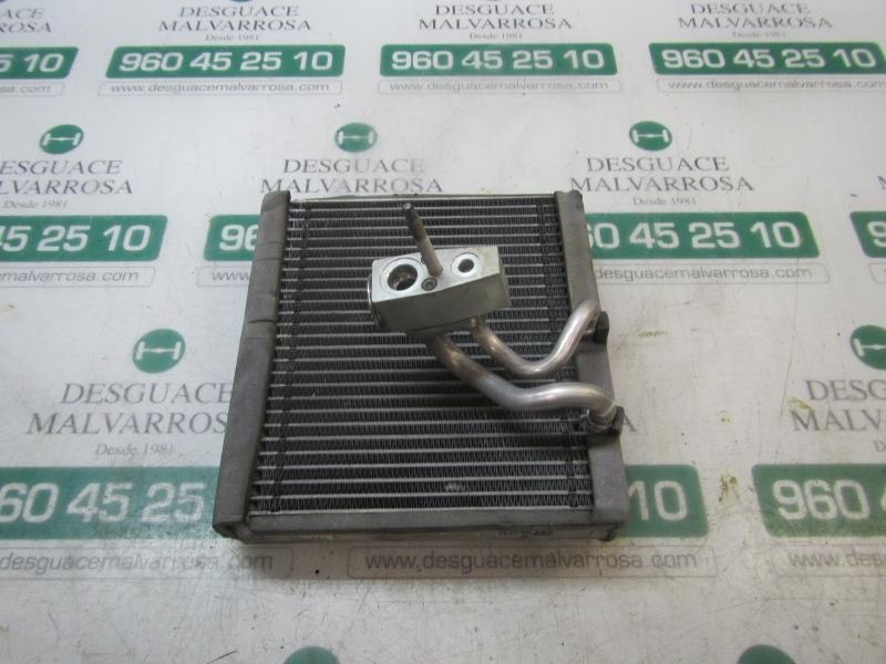 Recambio de evaporador aire acondicionado para opel insignia berlina edition referencia OEM IAM 13263326 52423268 52423268