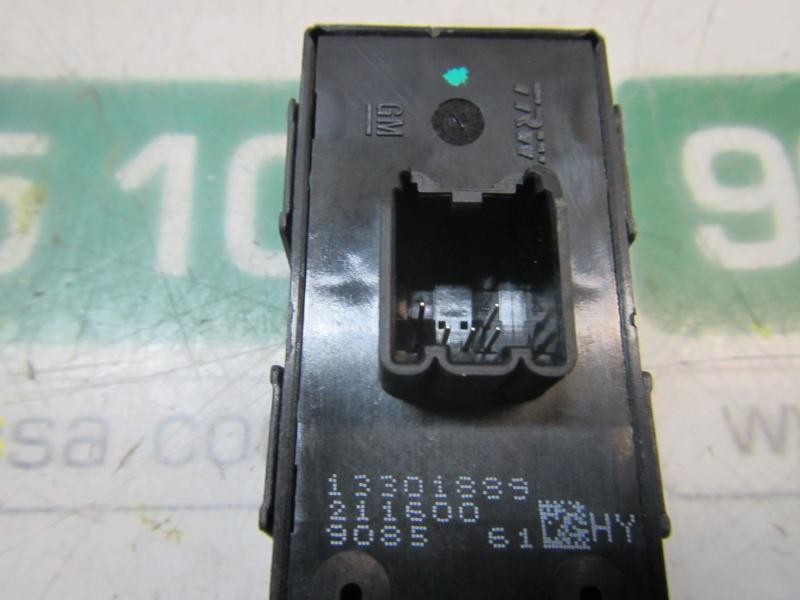 Recambio de mando elevalunas trasero izquierdo para opel insignia berlina edition referencia OEM IAM 13301889 13301889 