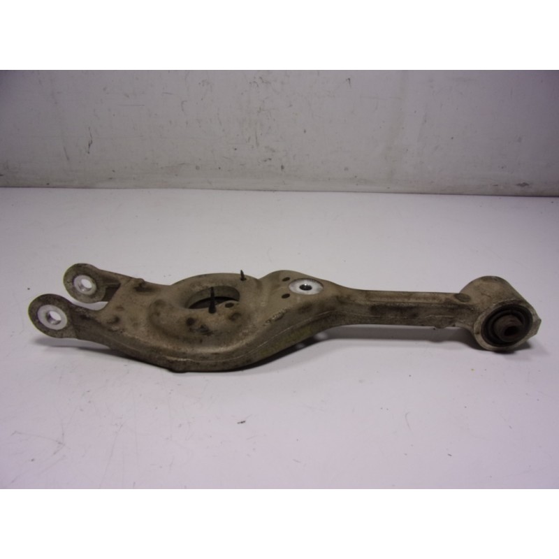 Recambio de brazo suspension inferior trasero derecho para hyundai i40 1.7 crdi cat referencia OEM IAM 552203Z055  