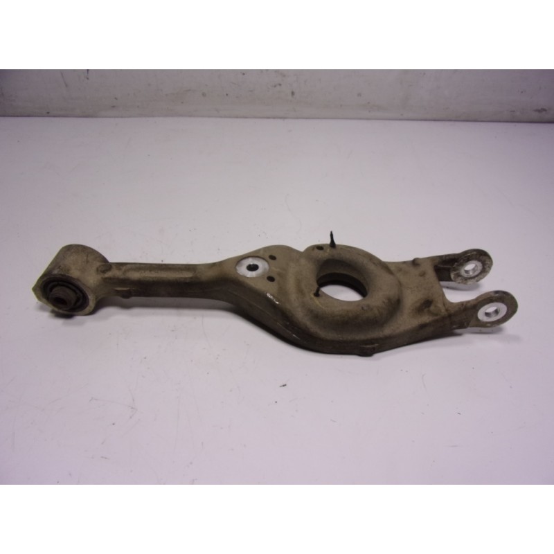 Recambio de brazo suspension inferior trasero derecho para hyundai i40 1.7 crdi cat referencia OEM IAM 552203Z055  