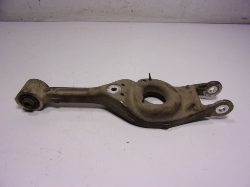 Recambio de brazo suspension inferior trasero derecho para hyundai i40 1.7 crdi cat referencia OEM IAM 552203Z055  