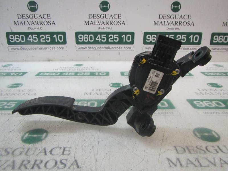 Recambio de potenciometro pedal para kia rio drive referencia OEM IAM 327001R500  