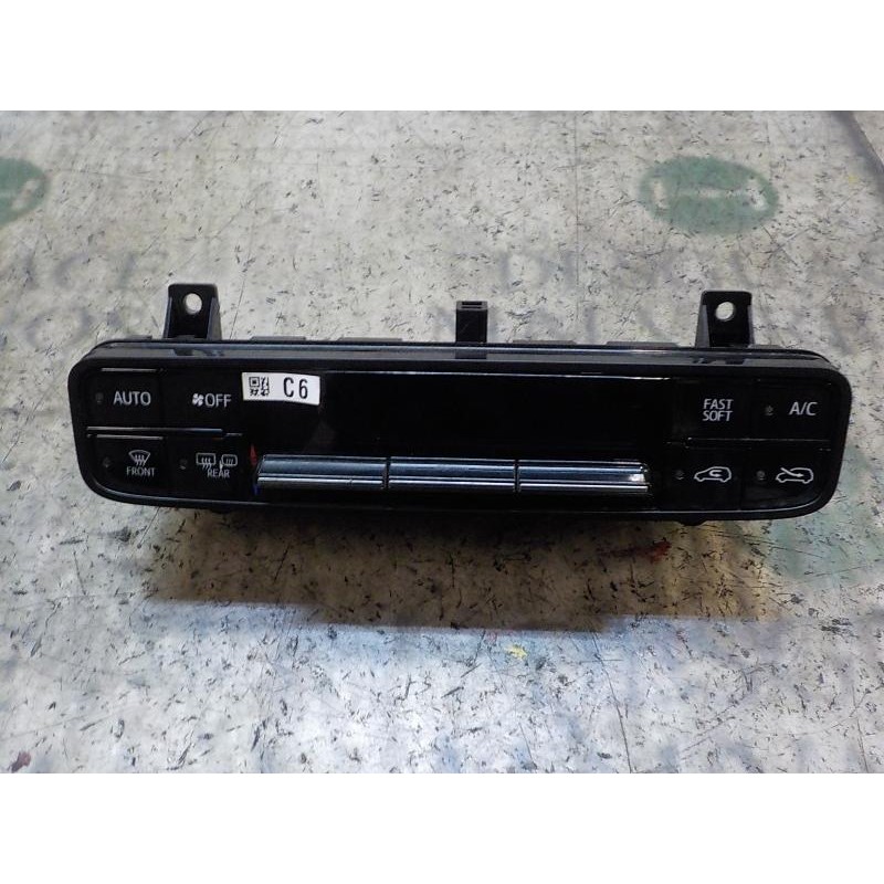 Recambio de mando climatizador para toyota auris hybrid business referencia OEM IAM 5590002C60  