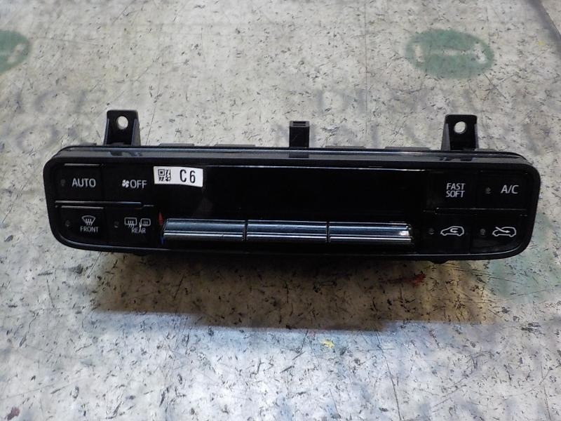 Recambio de mando climatizador para toyota auris hybrid business referencia OEM IAM 5590002C60  