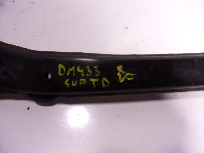 Recambio de brazo suspension superior trasero derecho para hyundai i40 1.7 crdi cat referencia OEM IAM 551003Z800  