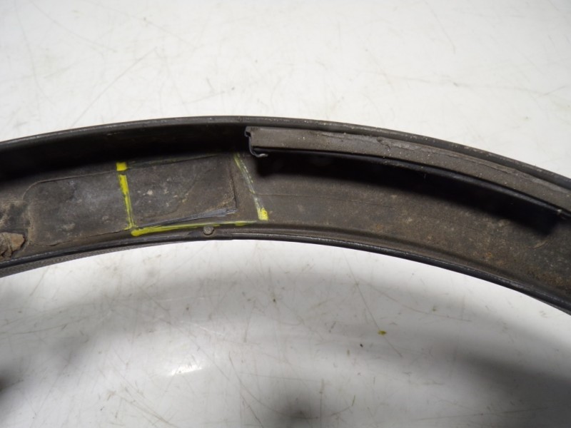 Recambio de aletin trasero izquierdo para volkswagen tiguan (5n1) 2.0 tdi referencia OEM IAM 5N0854819B  