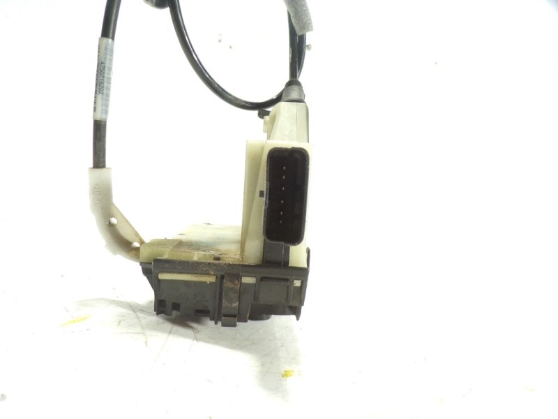 Recambio de cerradura puerta delantera derecha para peugeot 208 1.0 vti referencia OEM IAM 9688079980 9688079980 