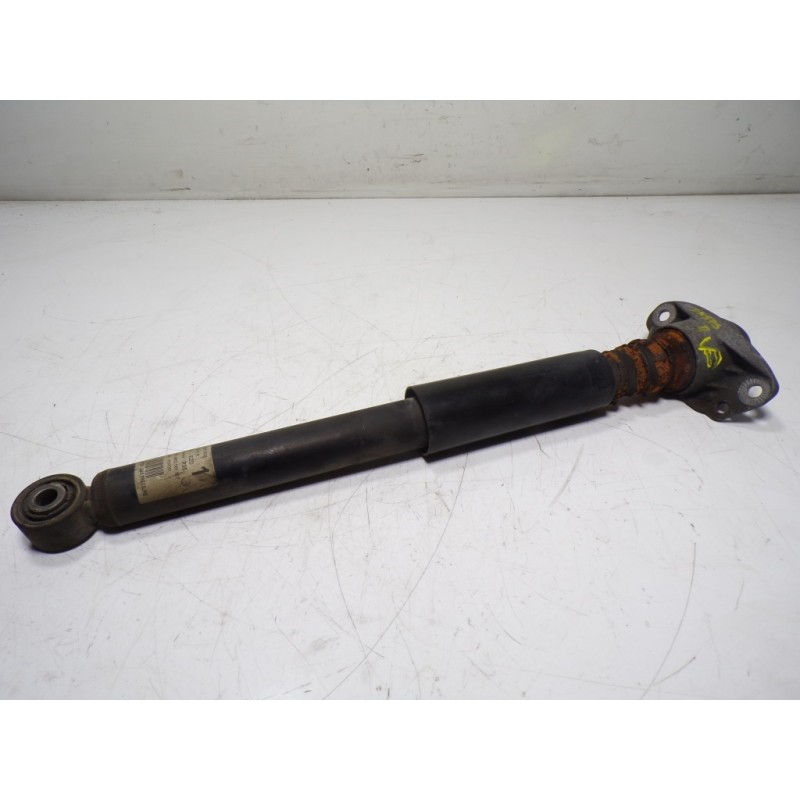 Recambio de amortiguador trasero derecho para volkswagen tiguan (5n1) 2.0 tdi referencia OEM IAM 5N0513049K 5N0512011K 