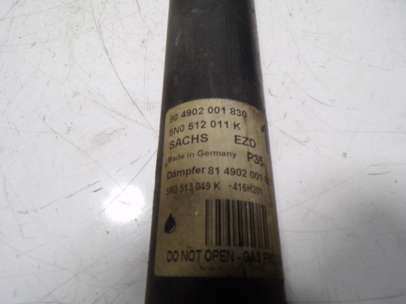 Recambio de amortiguador trasero derecho para volkswagen tiguan (5n1) 2.0 tdi referencia OEM IAM 5N0513049K 5N0512011K 