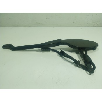 BRAZO LIMPIA DELANTERO DERECHO A1668207200 A1668202340 