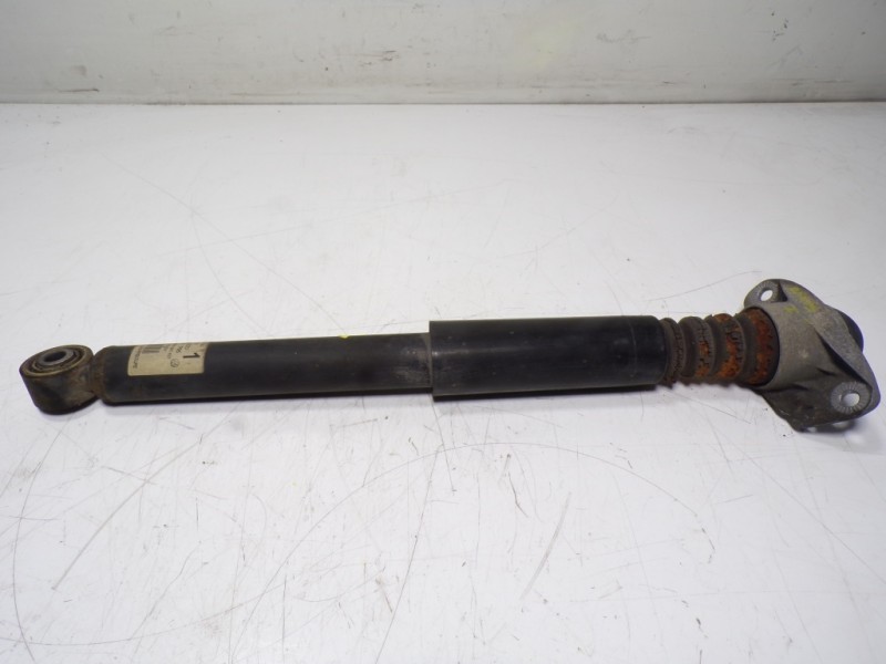 Recambio de amortiguador trasero izquierdo para volkswagen tiguan (5n1) 2.0 tdi referencia OEM IAM 5N0513049K 5N0512011K 