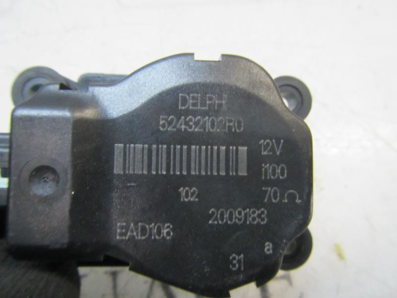 Recambio de motor apertura trampillas climatizador para opel insignia berlina edition referencia OEM IAM  52432102 52432102