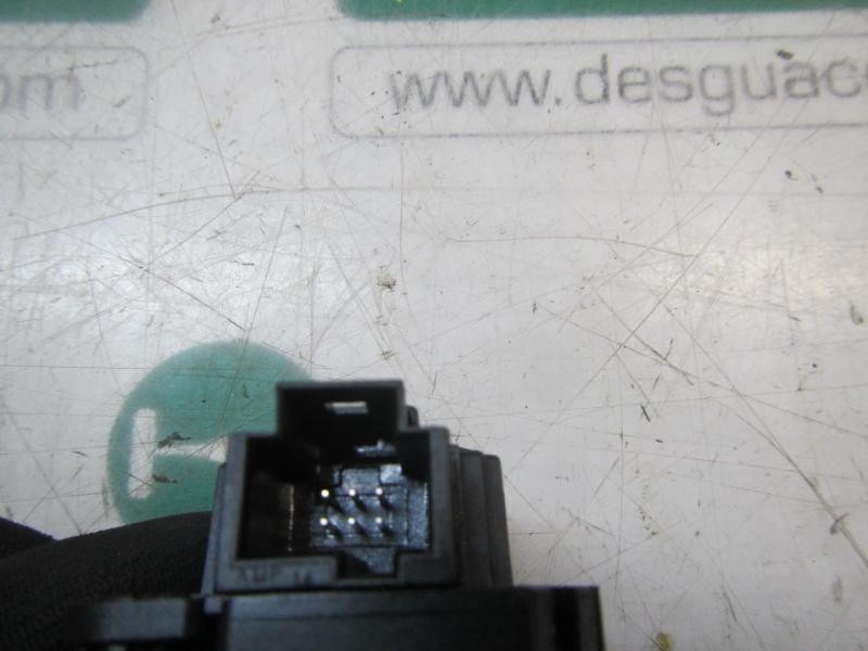 Recambio de motor apertura trampillas climatizador para opel insignia berlina edition referencia OEM IAM  52428455 52428455