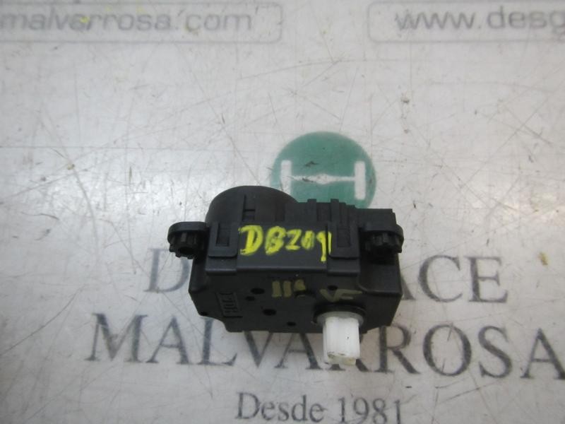 Recambio de motor apertura trampillas climatizador para opel insignia berlina edition referencia OEM IAM  52428455 52428455