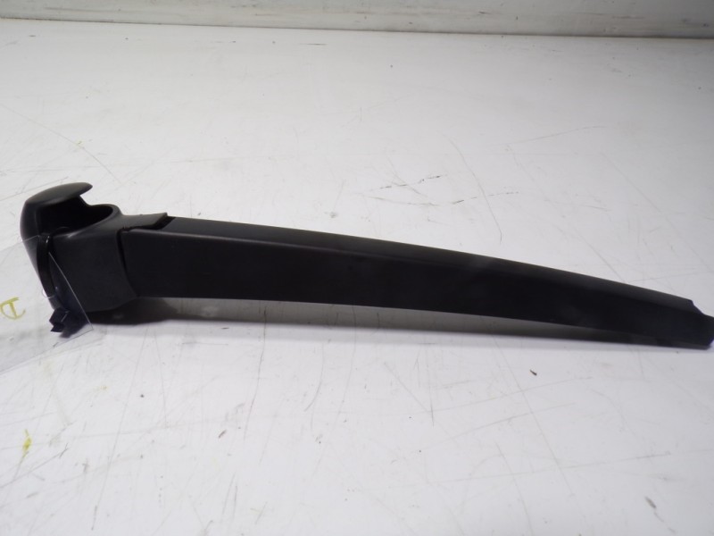 Recambio de brazo limpia trasero para volkswagen tiguan (5n1) 2.0 tdi referencia OEM IAM 1T0955707C  