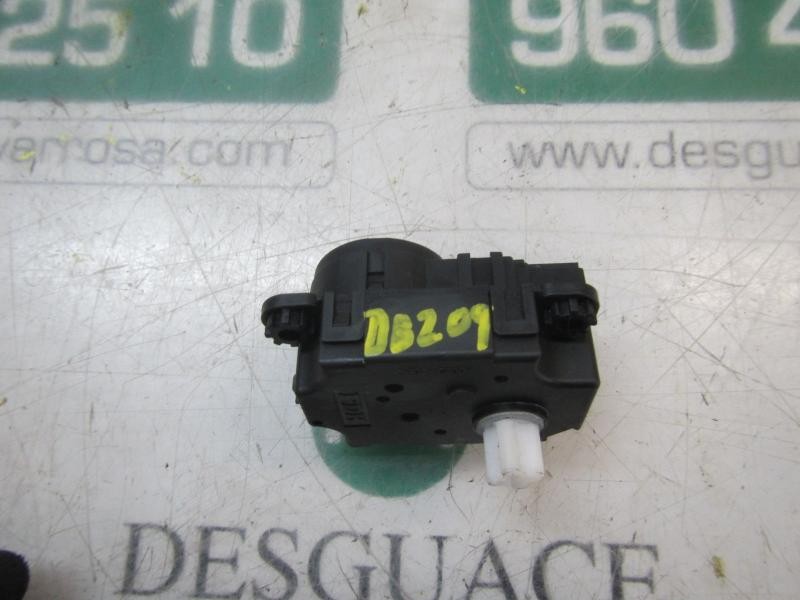 Recambio de motor apertura trampillas climatizador para opel insignia berlina edition referencia OEM IAM  52425901 52425901