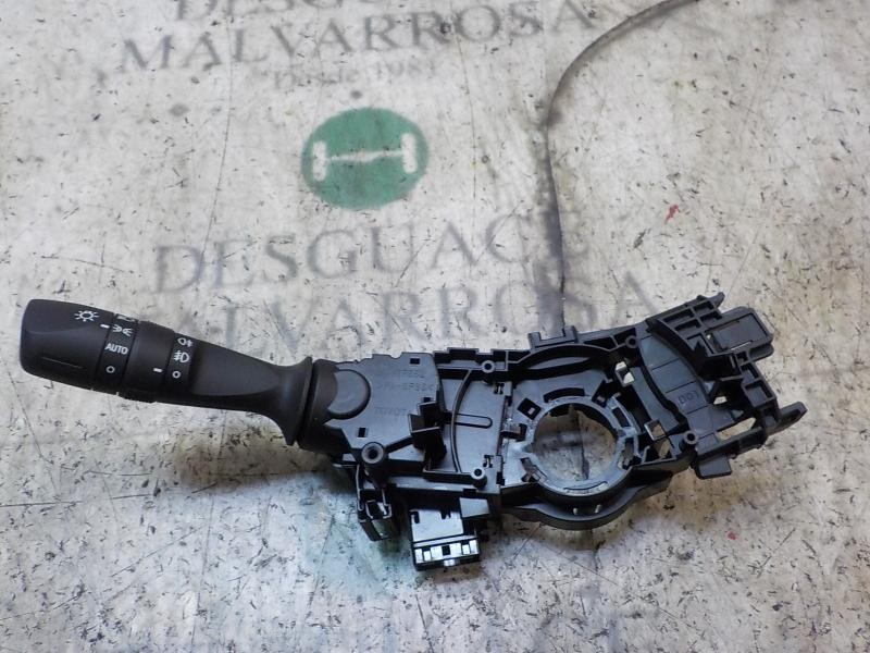 Recambio de mando luces para toyota auris hybrid business referencia OEM IAM 8414002720  