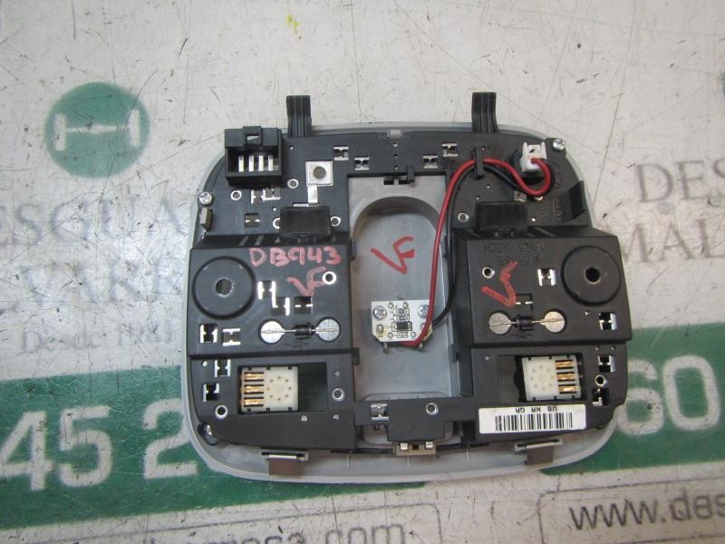 Recambio de piloto interior para kia rio drive referencia OEM IAM 928001W000HCS  