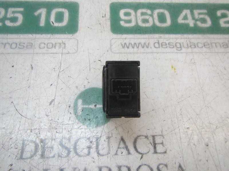 Recambio de warning para kia rio drive referencia OEM IAM 937901W000 299105395 299105395