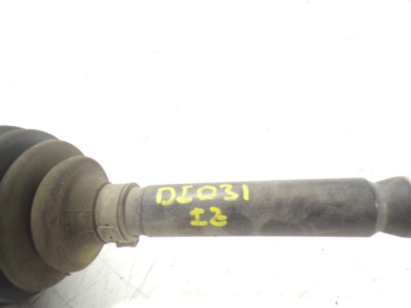 Recambio de transmision izquierda para peugeot 208 1.0 vti referencia OEM IAM 9803959580 9803959580 