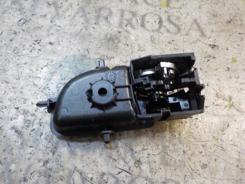 Recambio de maneta interior trasera derecha para toyota auris hybrid business referencia OEM IAM 6920502330C2  