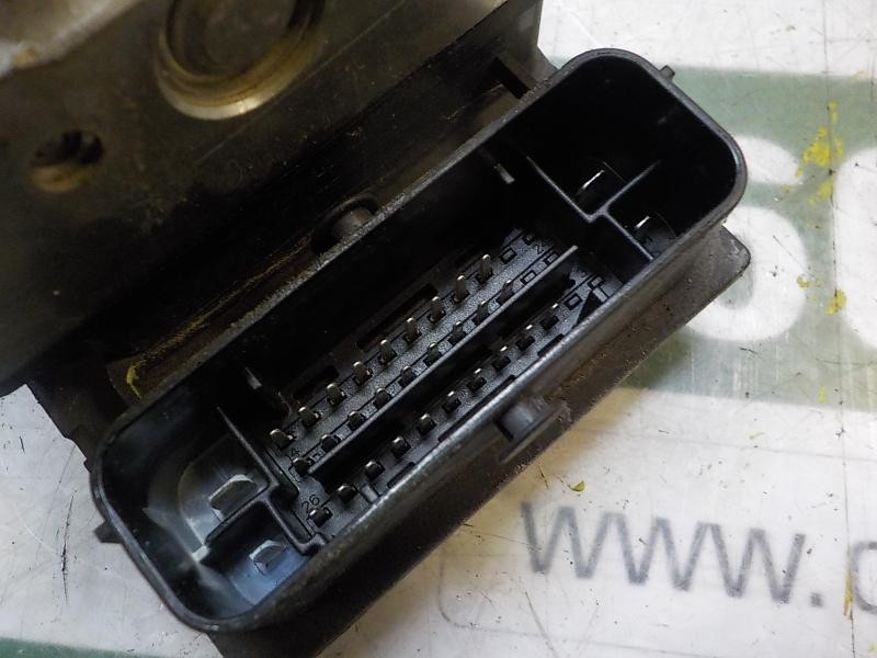 Recambio de abs para fiat linea (110) 1.4 cat referencia OEM IAM 71748284 0265231995 0265231995