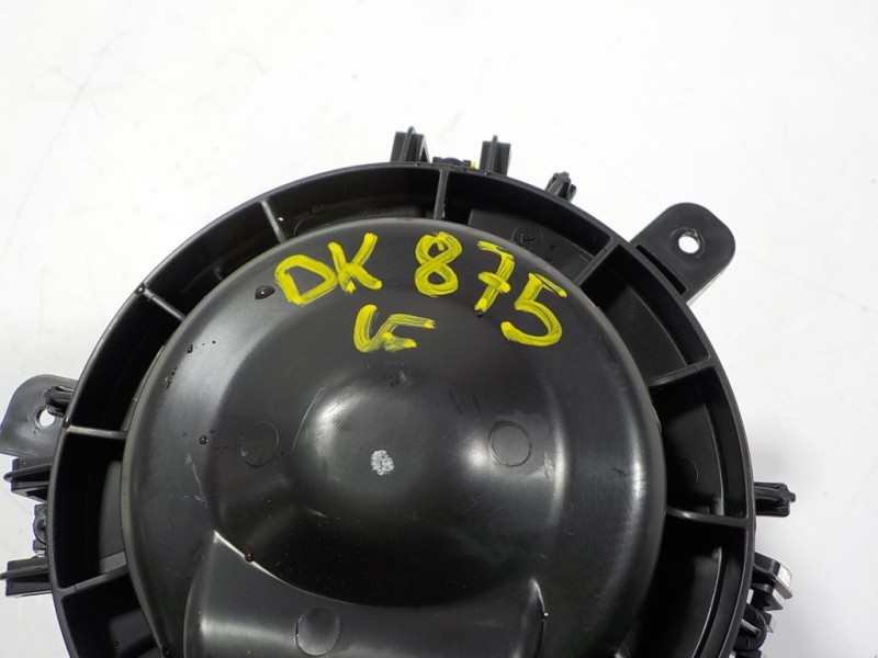 Recambio de motor calefaccion para skoda kamiq (nw4) 1.0 tsi referencia OEM IAM 2Q1820021A 2Q1820021A 