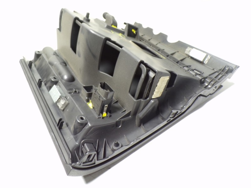 Recambio de guantera para volkswagen tiguan (5n1) 2.0 tdi referencia OEM IAM 5M1857101H 5M1857097Q 