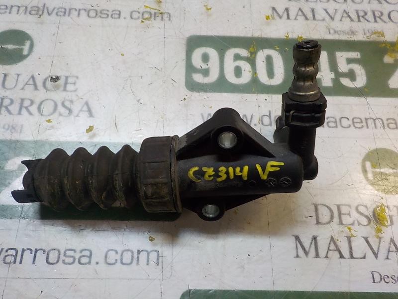Recambio de bombin embrague para fiat linea (110) 1.4 cat referencia OEM IAM 55183442  