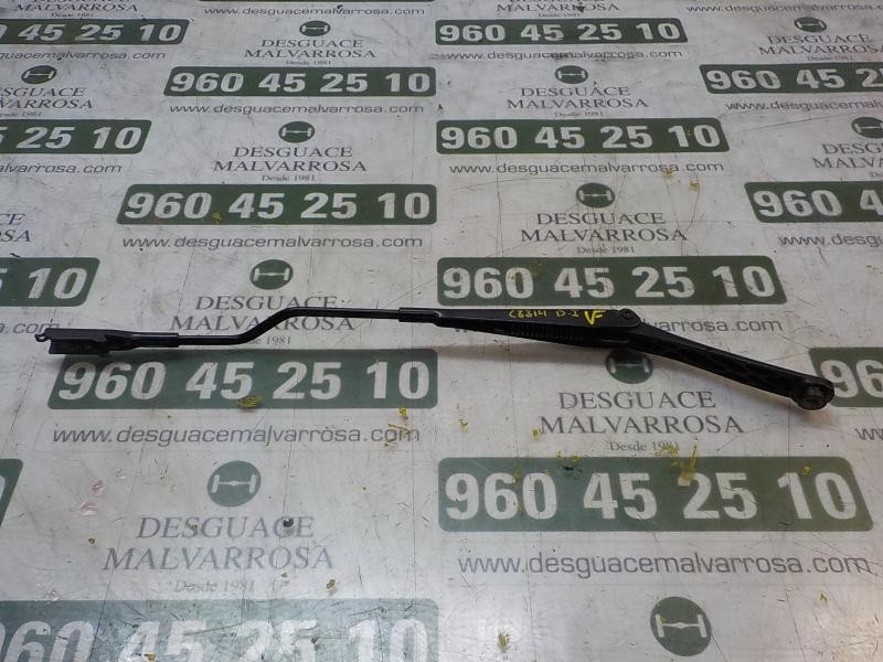 Recambio de brazo limpia delantero izquierdo para fiat linea (110) 1.4 cat referencia OEM IAM 51701422  