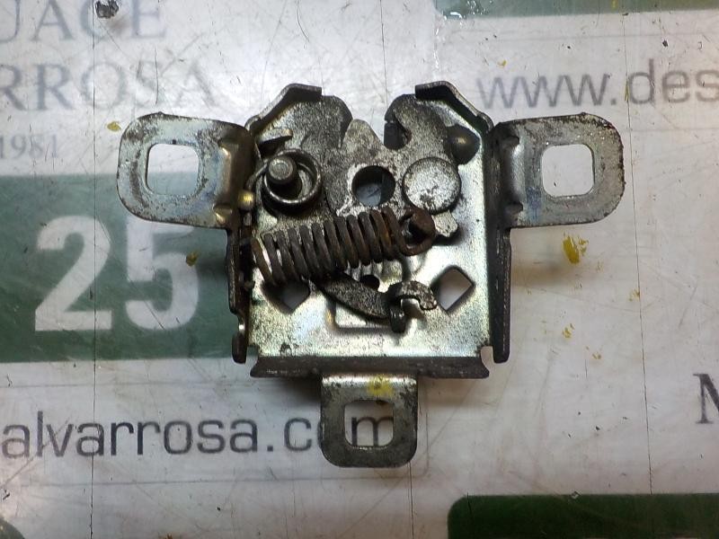 Recambio de cerradura capot para fiat linea (110) 1.4 cat referencia OEM IAM 51777257  