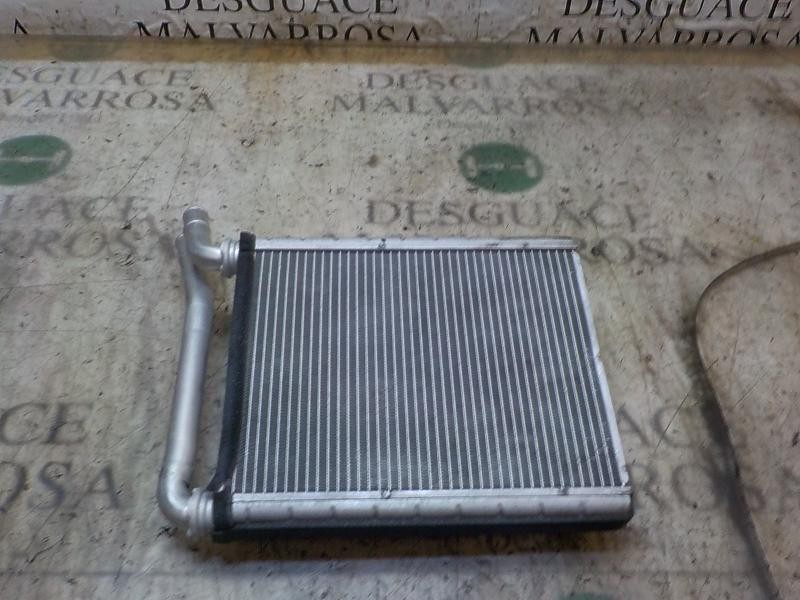 Recambio de radiador calefaccion / aire acondicionado para toyota auris hybrid business referencia OEM IAM 8710702150  