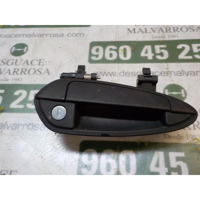 Recambio de maneta exterior delantera derecha para fiat linea (110) 1.4 cat referencia OEM IAM 735499610  