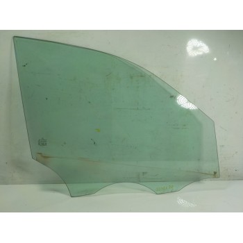 CRISTAL PUERTA DELANTERO DERECHO A1667251410 