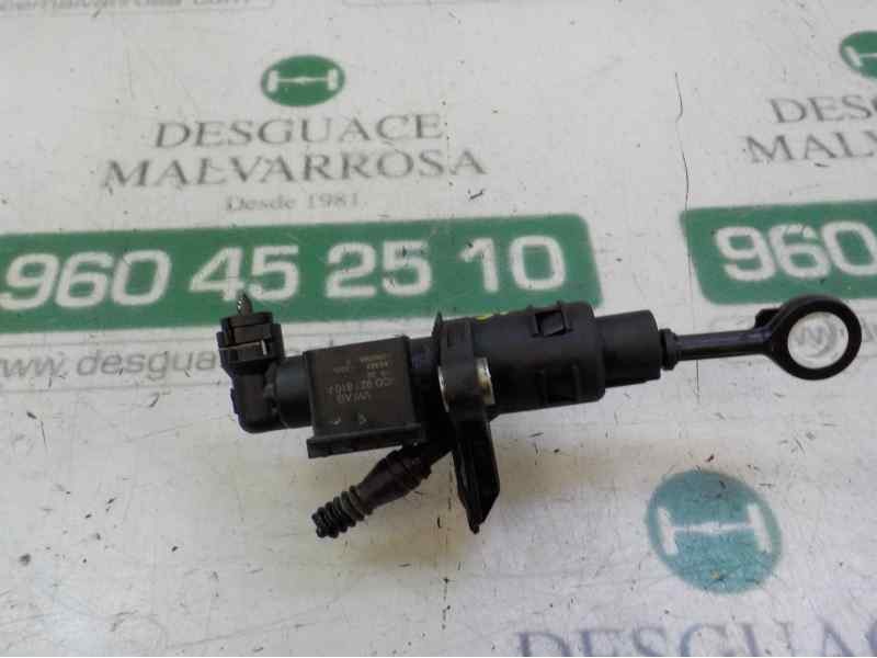 Recambio de bomba embrague para audi a1 sportback (8xf) design referencia OEM IAM 6R0721405B 6C0927810A 022820851