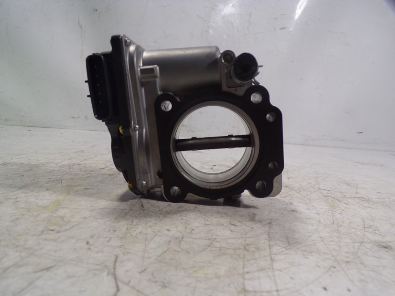 Recambio de caja mariposa para toyota hilux (3b/3c/3d) doble cabina referencia OEM IAM 261000E040 0E0400K25 0E0400K25