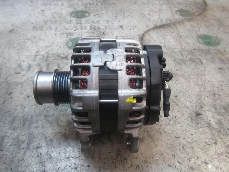 Recambio de alternador para audi a1 sportback (8xf) adrenalin referencia OEM IAM 04C903023L  