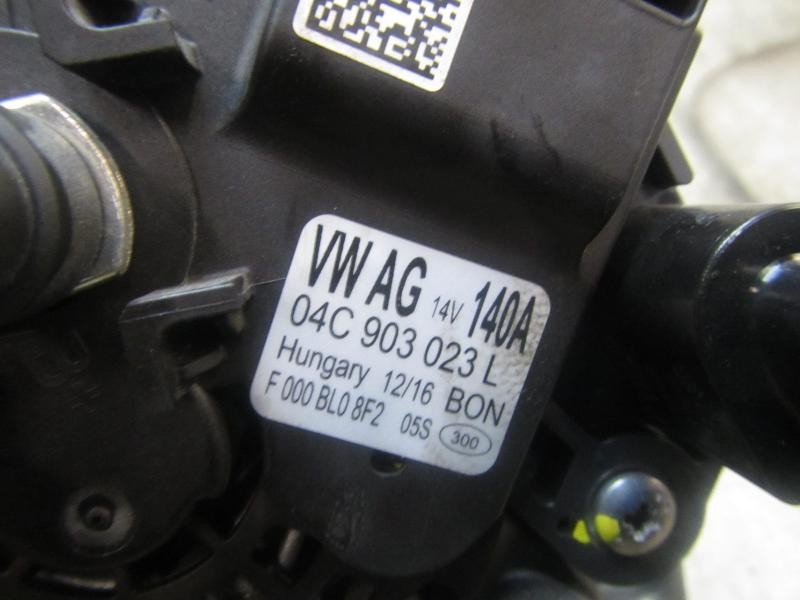 Recambio de alternador para audi a1 sportback (8xf) adrenalin referencia OEM IAM 04C903023L  