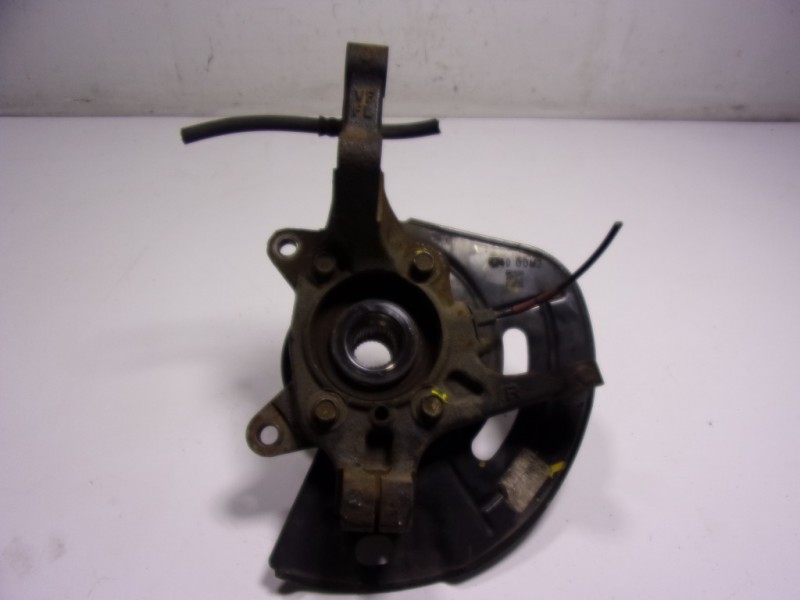 Recambio de mangueta delantera derecha para hyundai i40 1.7 crdi cat referencia OEM IAM 517163Z700  51750C1000