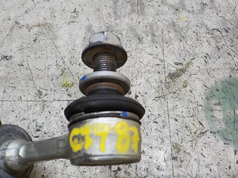 Recambio de tirante trasero izquierdo para toyota auris hybrid business referencia OEM IAM 4883005030  