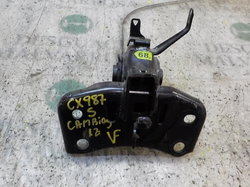 Recambio de soporte cambio para toyota auris hybrid business referencia OEM IAM 123720T290  