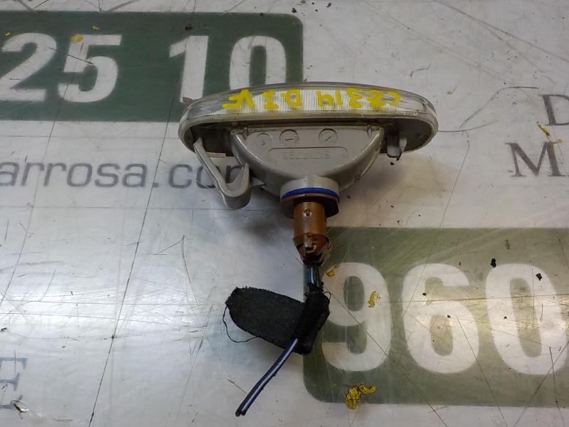 Recambio de piloto lateral izquierdo para fiat linea (110) 1.4 cat referencia OEM IAM   