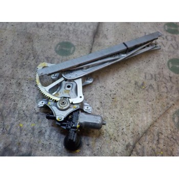 ELEVALUNAS DELANTERO IZQUIERDO 698200D041 