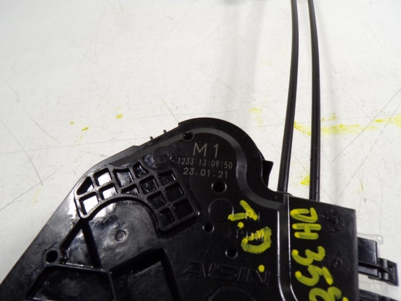 Recambio de cerradura puerta trasera derecha para toyota hilux (3b/3c/3d) doble cabina referencia OEM IAM 690500K110  