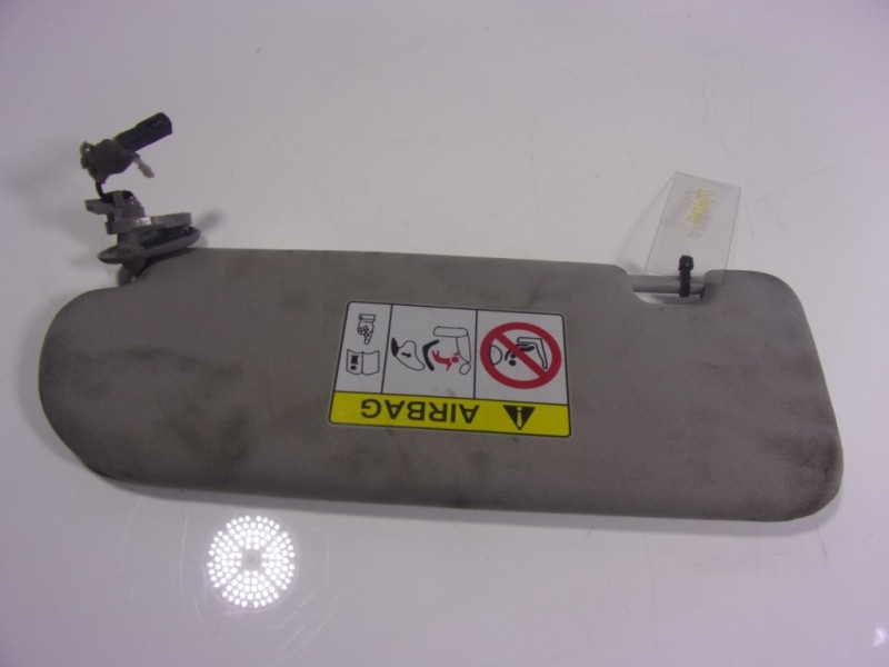 Recambio de parasol derecho para hyundai i40 1.7 crdi cat referencia OEM IAM 852023Z070TX  